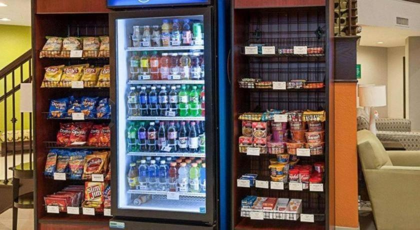 优质套房酒店 萨尔弗 外观 照片